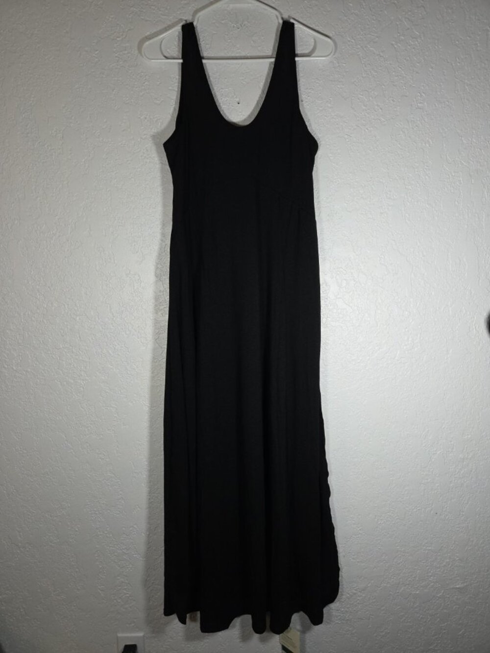 Halara Black Jersey Maxi Dress Scoop Neck Strappy Double Thigh High Slit Medium